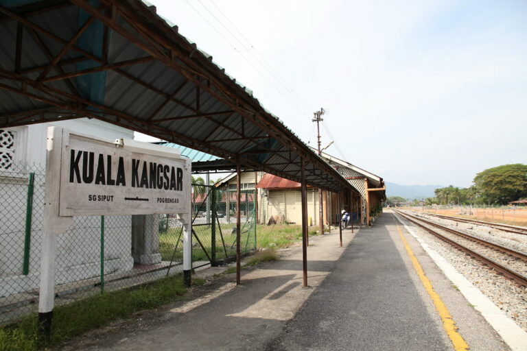 Memory of a train journey to Malay College Kuala Kangsar